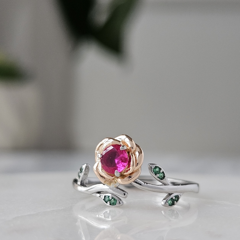 Official Disney Princess Belle Enchanted Rose Adjustable Ring, Charmed Aroma - Picture 3 of 6